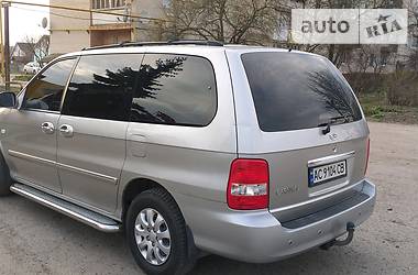 Мінівен Kia Carnival 2005 в Дубні