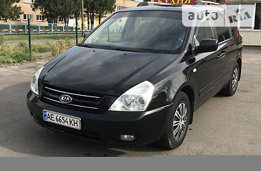 Минивэн Kia Carnival 2008 в Кривом Роге