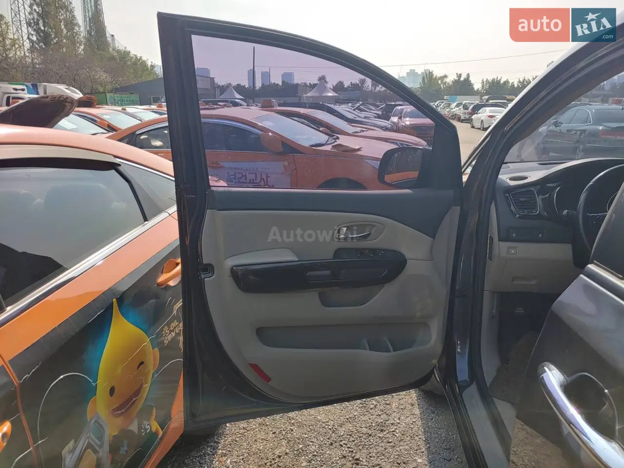 2016 Kia Carnival - мініатюра 3