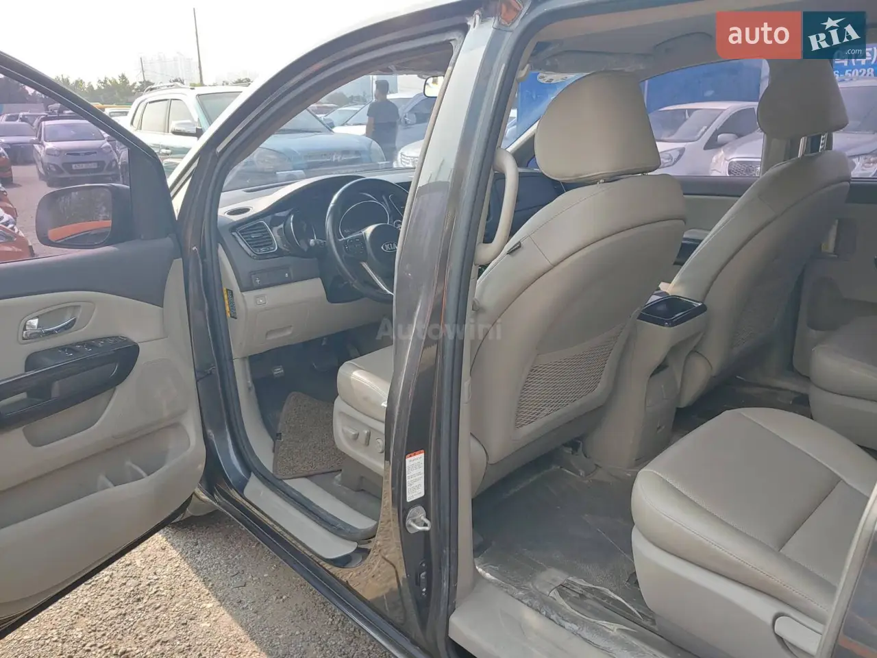 2016 Kia Carnival - мініатюра 7