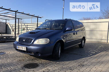 Минивэн Kia Carnival 2005 в Баре