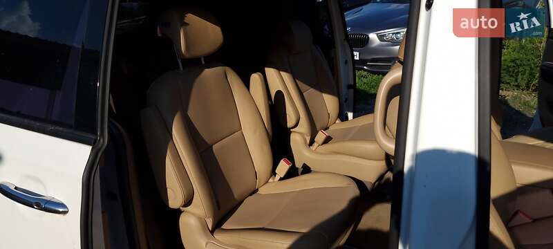 Минивэн Kia Carnival 2018 в Черновцах фото 12 Минивэн Kia Carnival 2018 в Черновцах