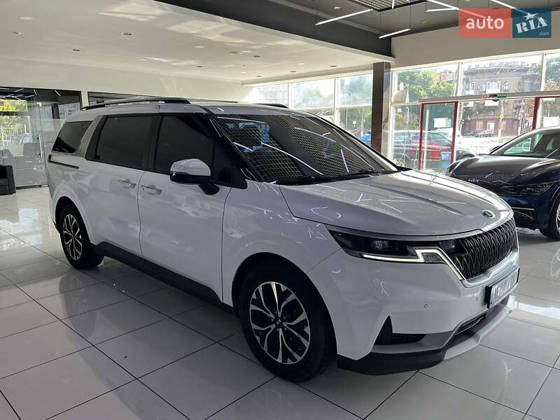 Мінівен Kia Carnival 2021 в Одесі