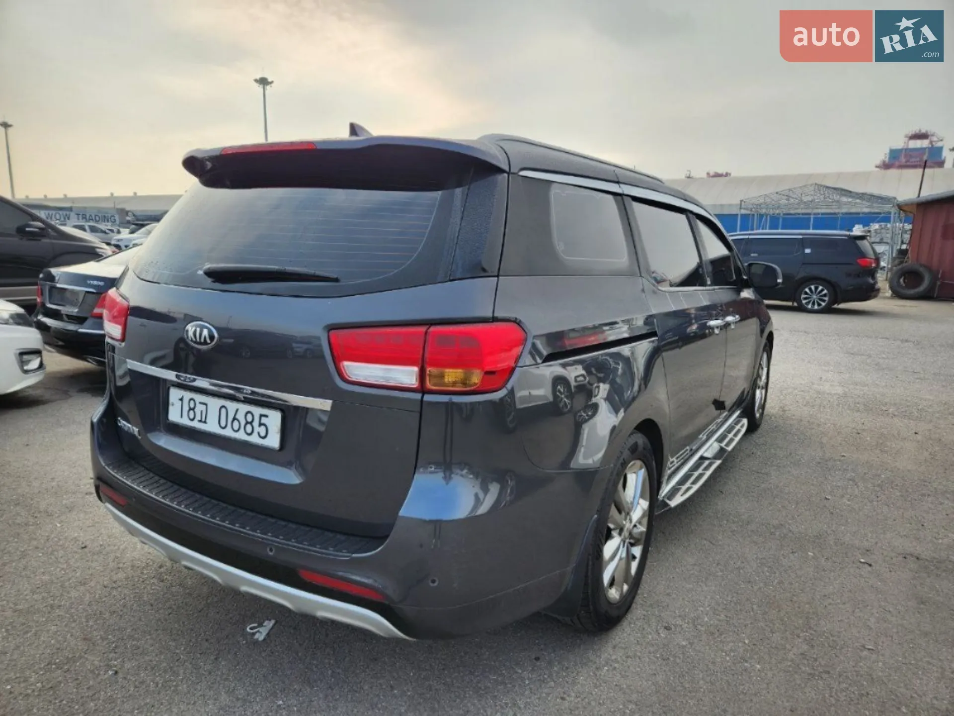 2016 Kia Carnival - мініатюра 6