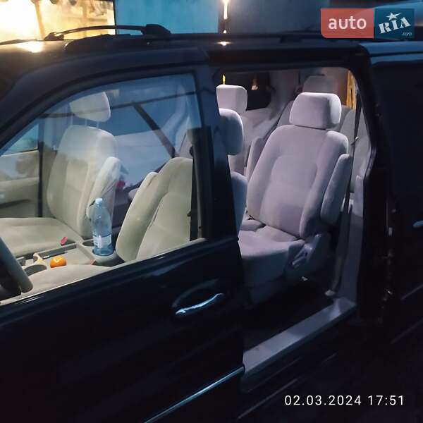 Мінівен Kia Carnival 2003 в Дніпрі фото 18 Мінівен Kia Carnival 2003 в Дніпрі