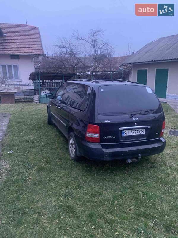 Мінівен Kia Carnival 2005 в Коломиї