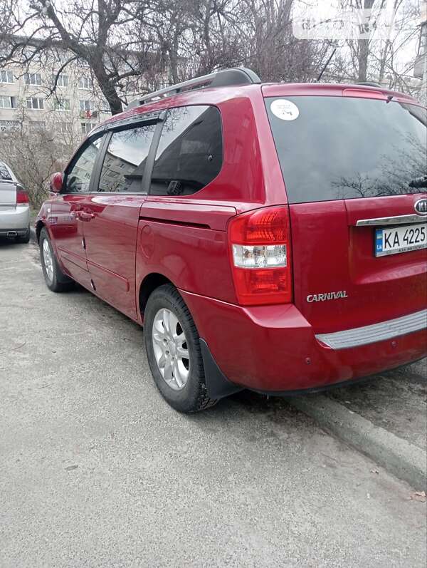 Минивэн Kia Carnival 2006 в Киеве фото 7 Минивэн Kia Carnival 2006 в Киеве