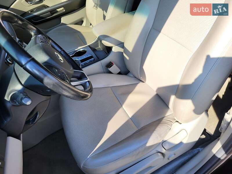 Минивэн Kia Carnival 2018 в Хмельницком