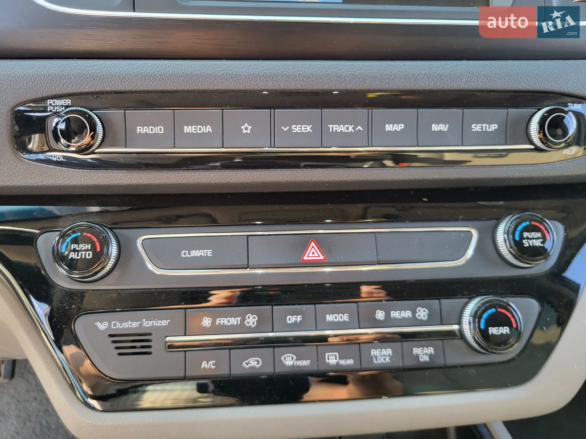 2018 Kia Carnival - мініатюра 41