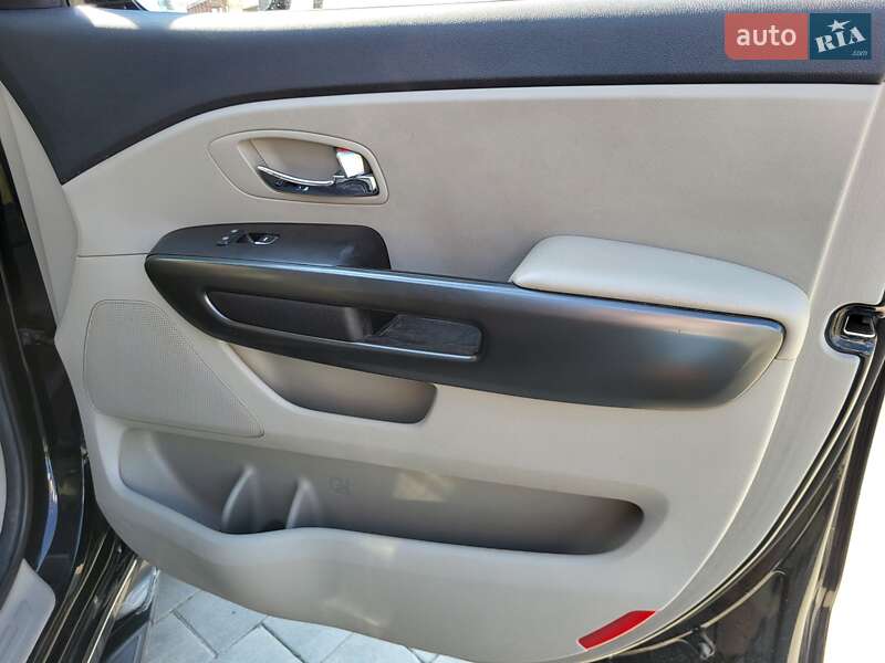 Минивэн Kia Carnival 2018 в Хмельницком