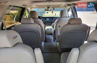 Мінівен Kia Carnival 2018 в Хмельницькому