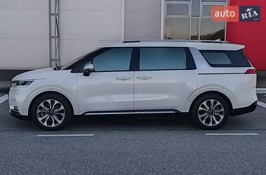 Минивэн Kia Carnival 2021 в Киеве