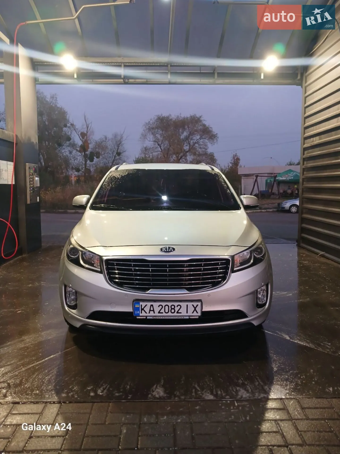 2014 Kia Carnival - мініатюра 13