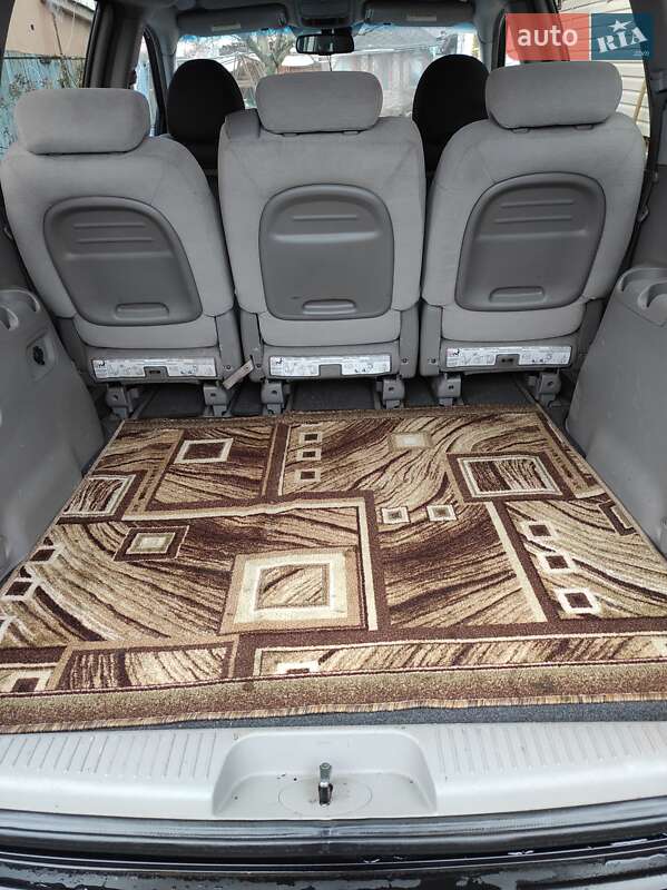 Мінівен Kia Carnival 2006 в Чернігові