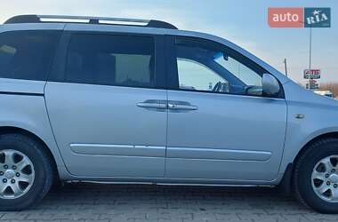 Мінівен Kia Carnival 2008 в Львові