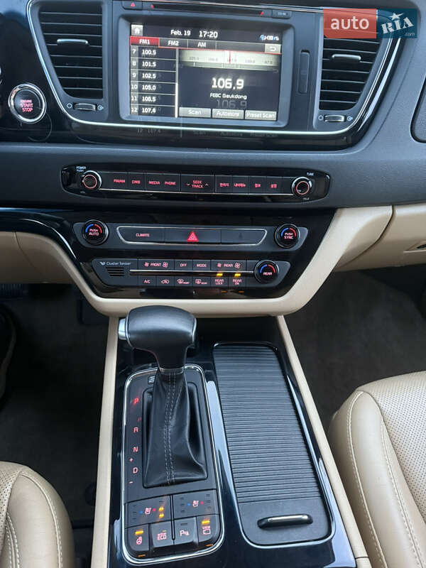 Минивэн Kia Carnival 2017 в Житомире фото 44 Минивэн Kia Carnival 2017 в Житомире