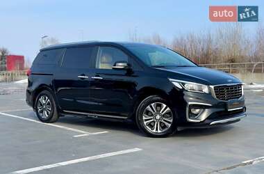 Мінівен Kia Carnival 2020 в Києві