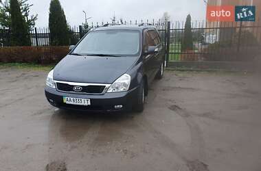 Минивэн Kia Carnival 2012 в Киеве