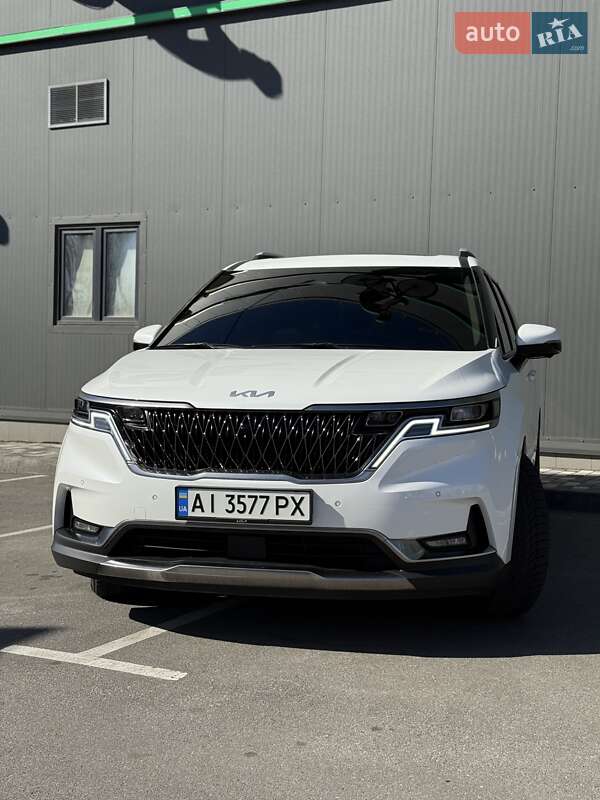 Минивэн Kia Carnival 2022 в Киеве