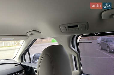 Минивэн Kia Carnival 2023 в Киеве
