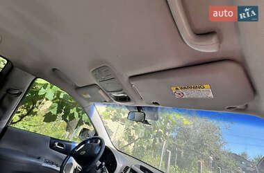 Мінівен Kia Carnival 2008 в 