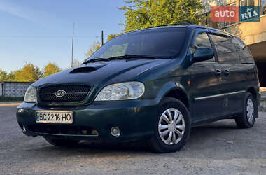 Минивэн Kia Carnival 2004 в Новояворовске