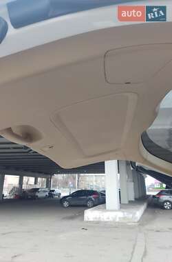 Минивэн Kia Carnival 2019 в 