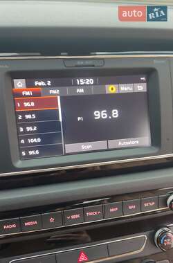 Минивэн Kia Carnival 2019 в 