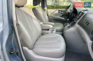 Минивэн Kia Carnival 2006 в 