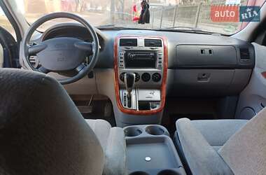 Мінівен Kia Carnival 2005 в 