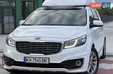 Мінівен Kia Carnival 2017 в 