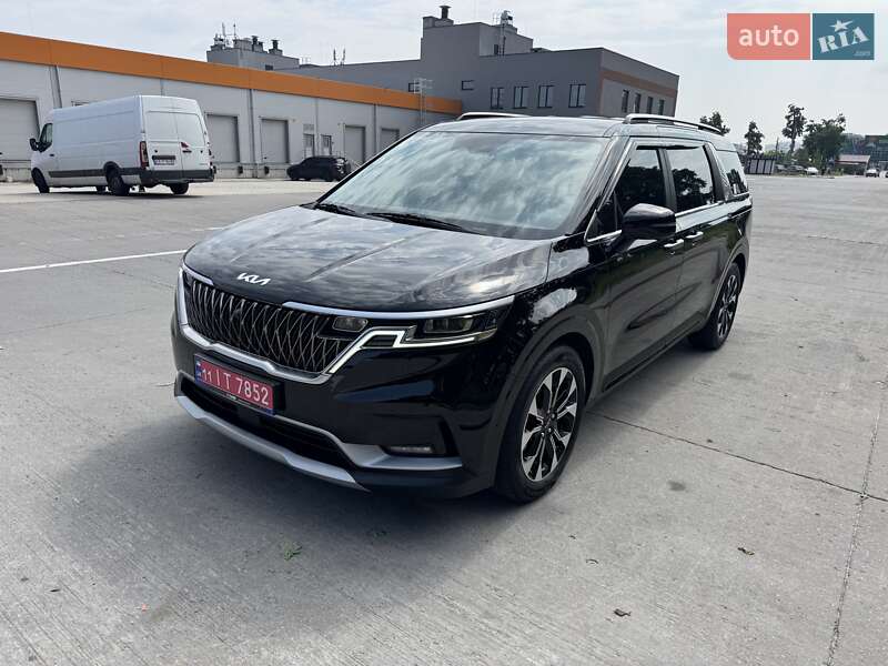 Минивэн Kia Carnival 2022 в Киеве