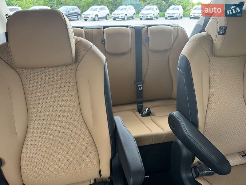 Минивэн Kia Carnival 2023 в Киеве фото 34 Минивэн Kia Carnival 2023 в Киеве