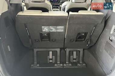 Минивэн Kia Carnival 2023 в 