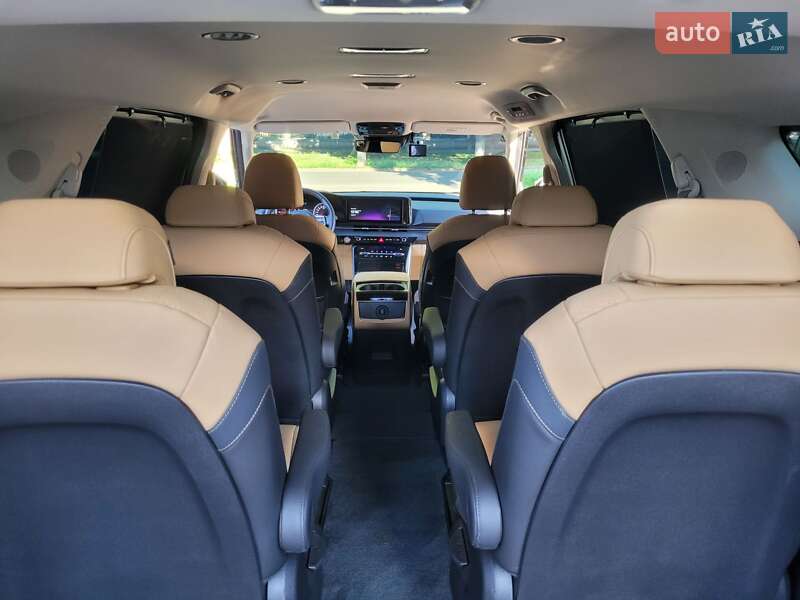 Мінівен Kia Carnival 2023 в Полтаві