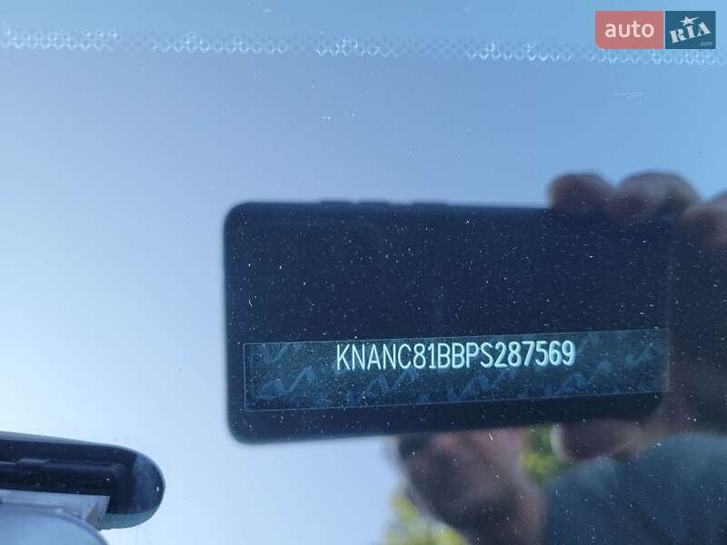 Мінівен Kia Carnival 2023 в Полтаві