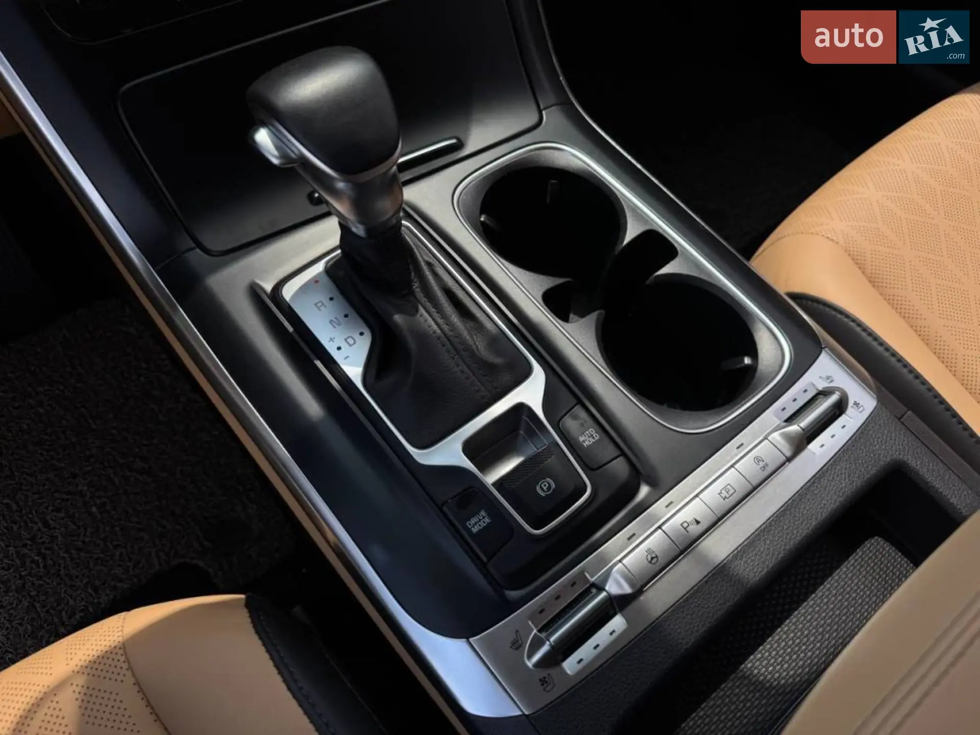 2021 Kia Carnival - мініатюра 16