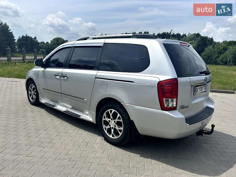 Kia Carnival 2014