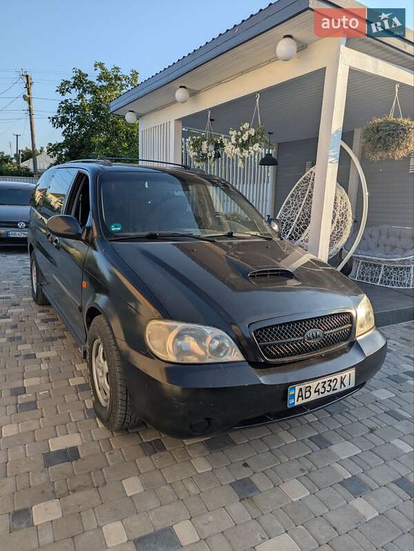 Kia Carnival 2003