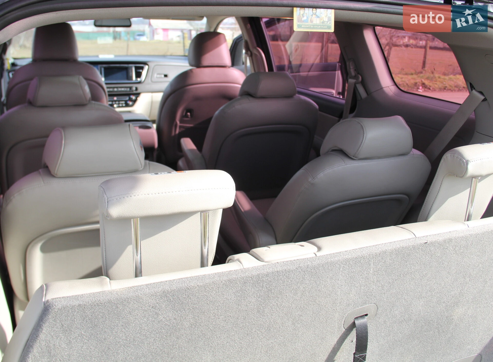 2015 Kia Carnival - мініатюра 16