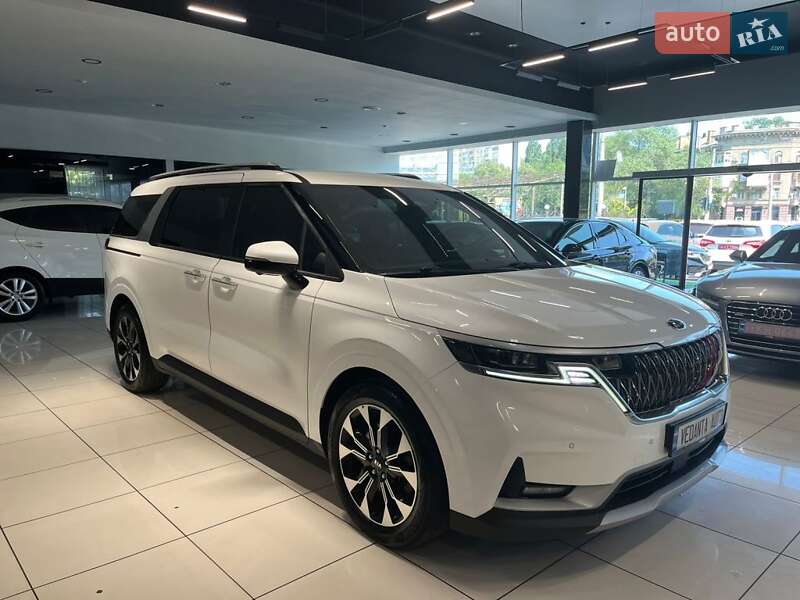 Мінівен Kia Carnival 2021 в Одесі