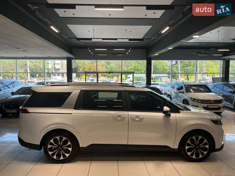 Мінівен Kia Carnival 2021 в Одесі