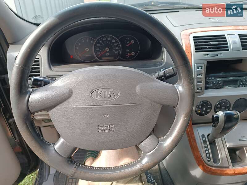 Мінівен Kia Carnival 2003 в Харкові