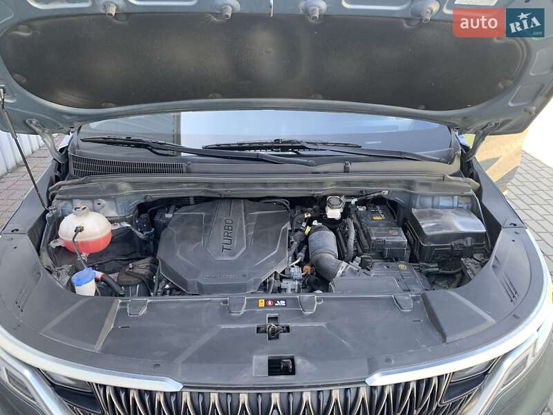 Мінівен Kia Carnival 2021 в Львові
