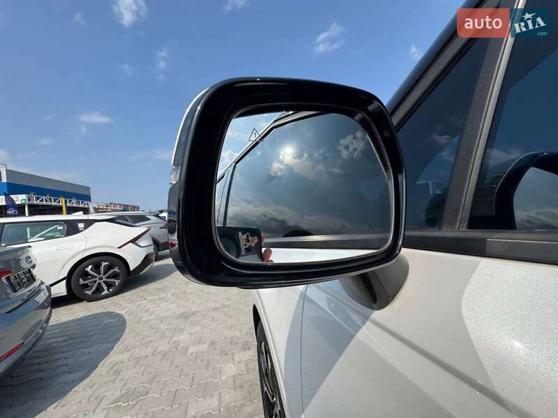 Минивэн Kia Carnival 2021 в Киеве