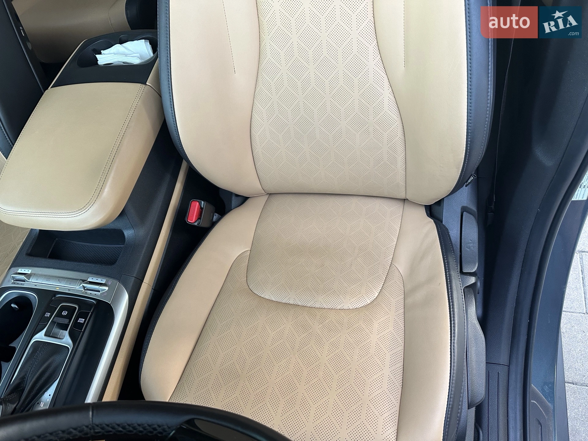 2020 Kia Carnival - мініатюра 27