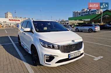 Минивэн Kia Carnival 2018 в Одессе