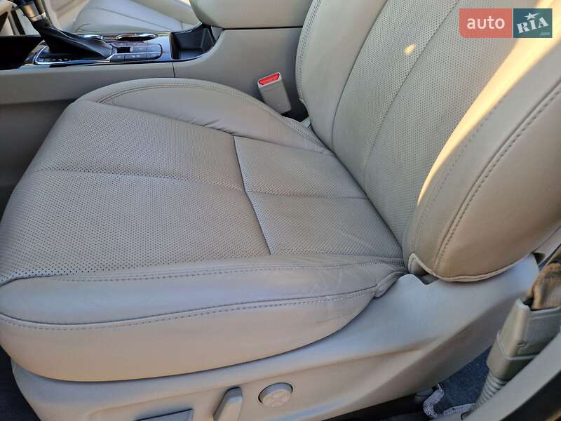 Минивэн Kia Carnival 2018 в Одессе