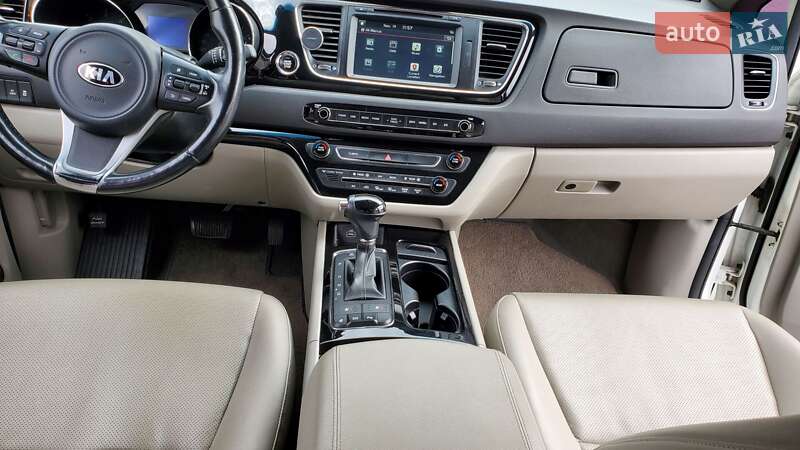 Мінівен Kia Carnival 2015 в Одесі фото 33 Мінівен Kia Carnival 2015 в Одесі