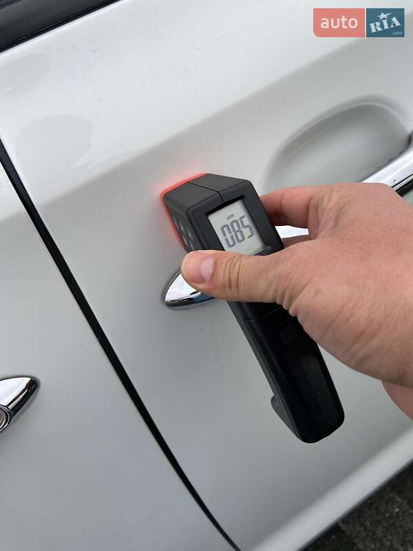 Мінівен Kia Carnival 2015 в Одесі фото 49 Мінівен Kia Carnival 2015 в Одесі